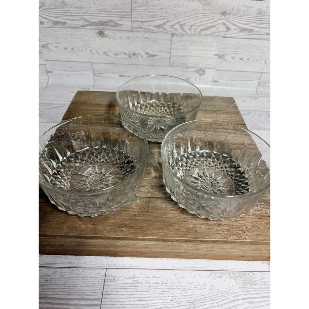 Arcoroc France Longchamp Clear Glass Bowls Set of 3 Diamond Cut Starburst 4.75in